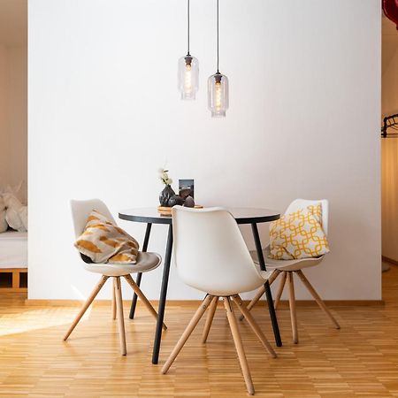 ☆Design Apartment Zentral☆200M Vom Marktplatz☆Ruhige Altstadtlage☆ ريوتلنجن المظهر الخارجي الصورة