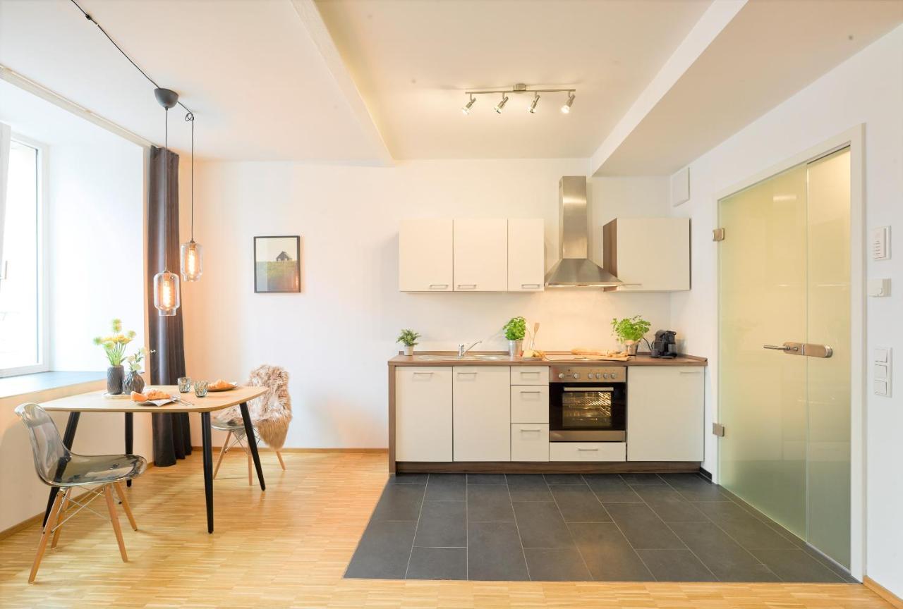 ☆Design Apartment Zentral☆200M Vom Marktplatz☆Ruhige Altstadtlage☆ ريوتلنجن المظهر الخارجي الصورة