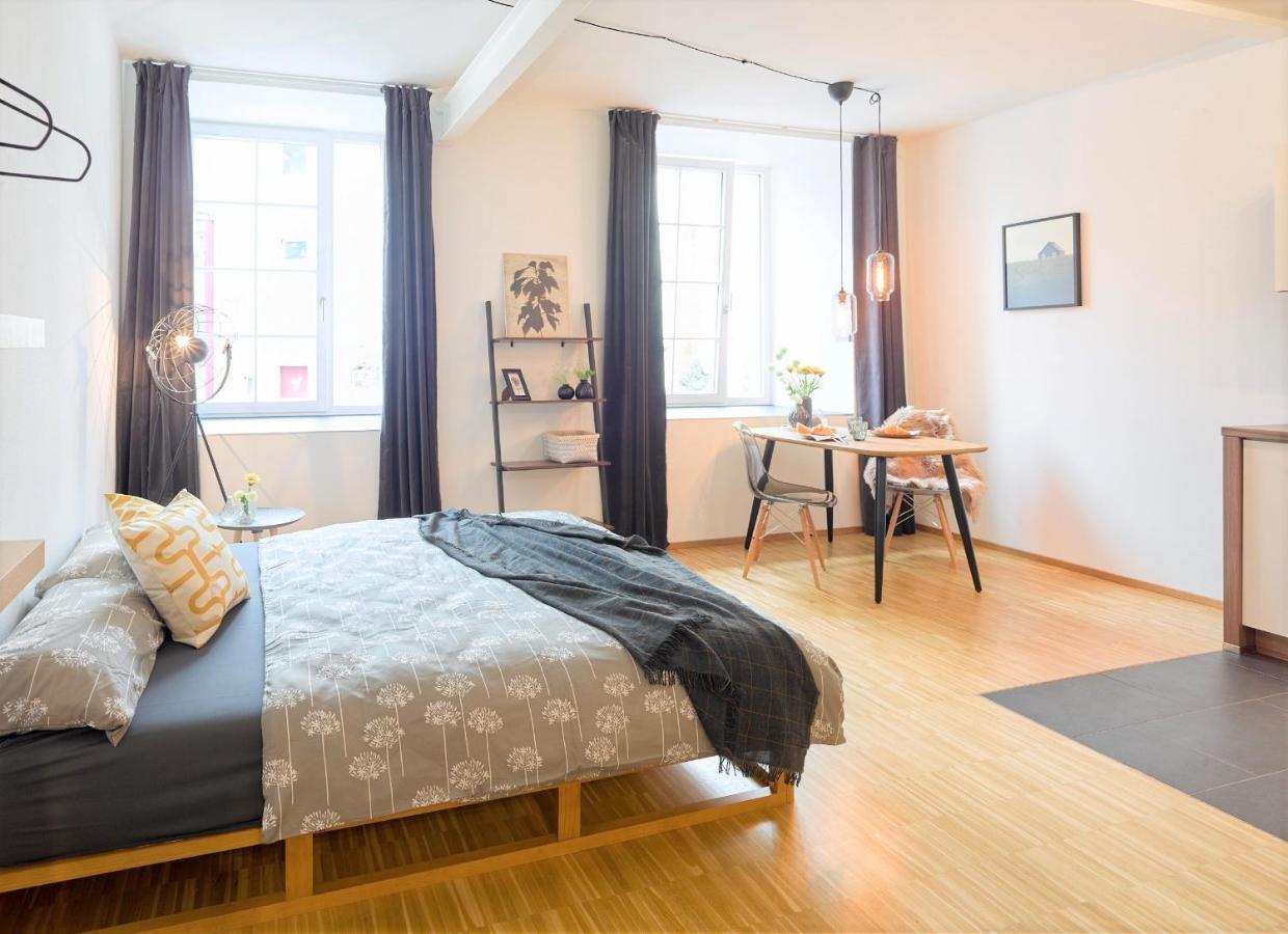 ☆Design Apartment Zentral☆200M Vom Marktplatz☆Ruhige Altstadtlage☆ ريوتلنجن المظهر الخارجي الصورة