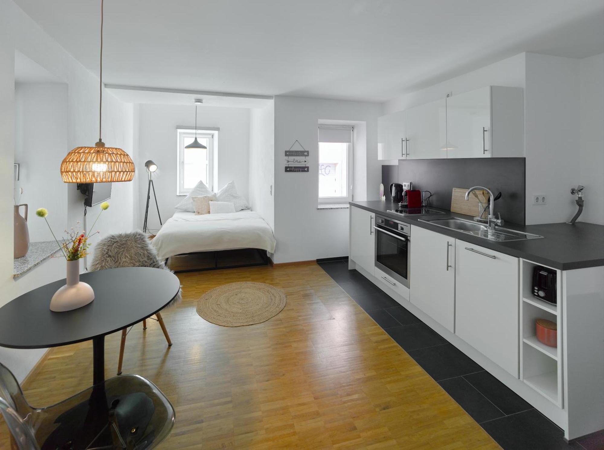 ☆Design Apartment Zentral☆200M Vom Marktplatz☆Ruhige Altstadtlage☆ ريوتلنجن المظهر الخارجي الصورة