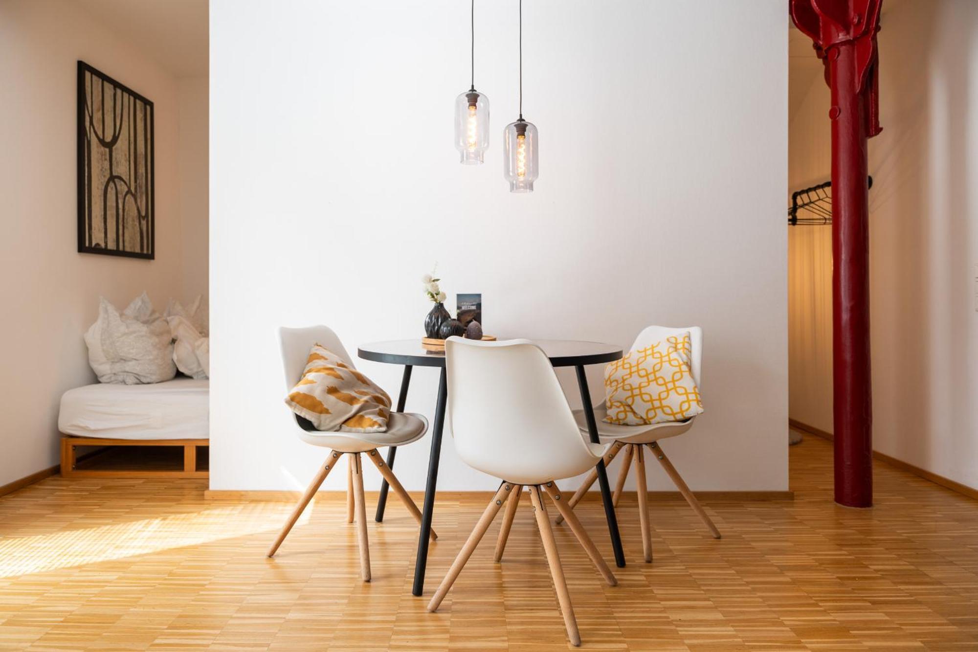 ☆Design Apartment Zentral☆200M Vom Marktplatz☆Ruhige Altstadtlage☆ ريوتلنجن المظهر الخارجي الصورة